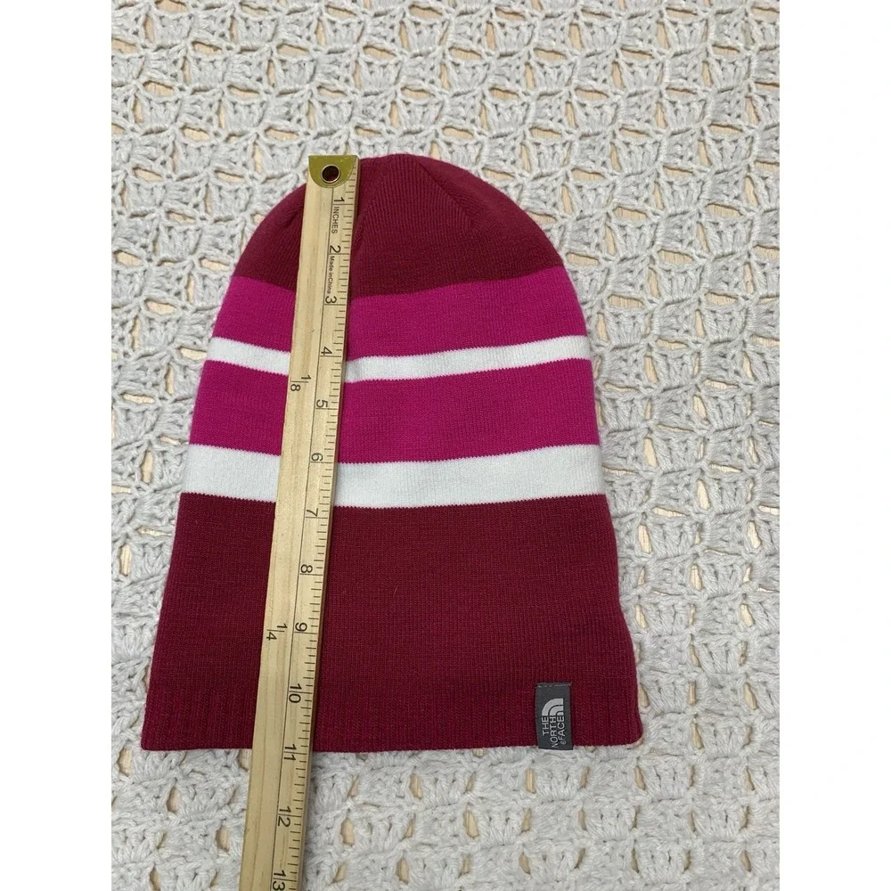 The North Face Beanie Hat Girls One‎ Size Pink White Burgundy Striped Casual
